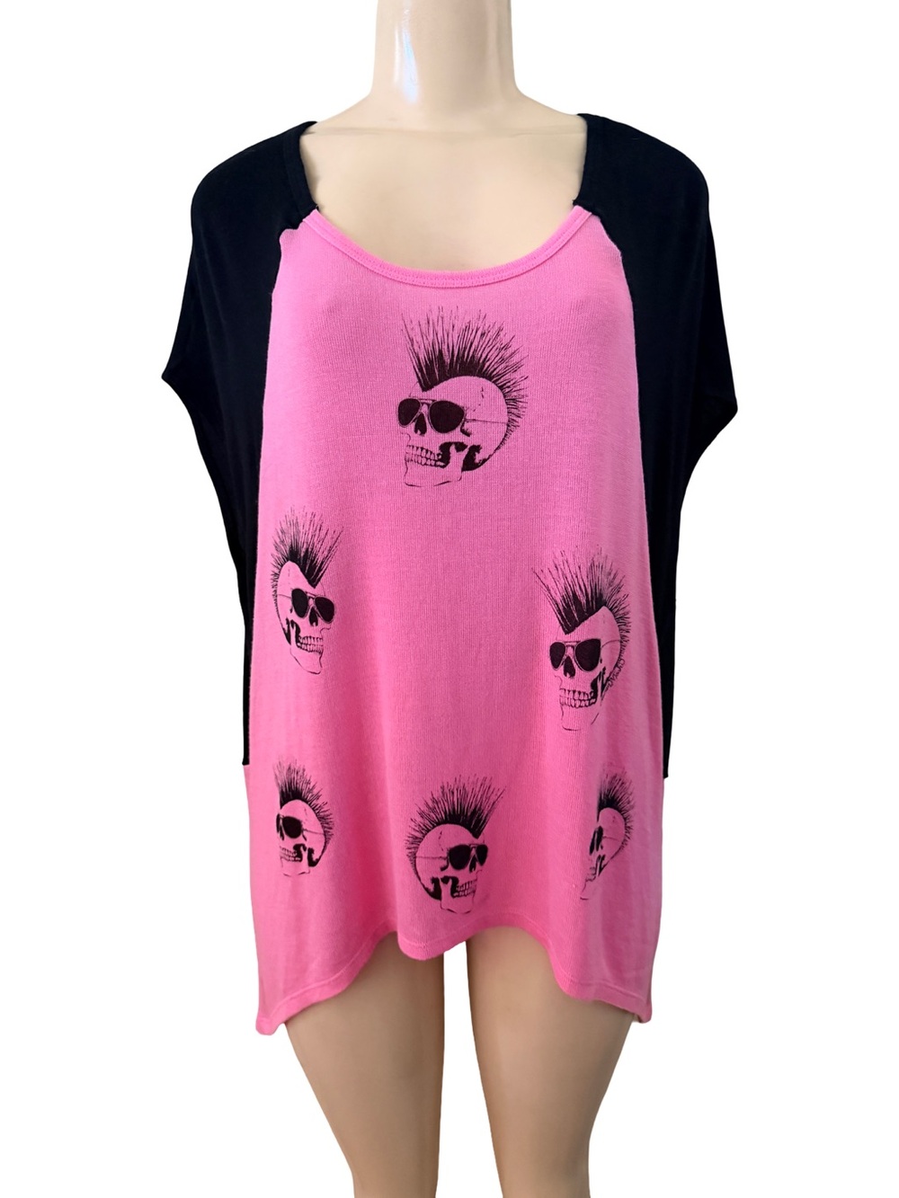 Lauren Moshi Pink and Black Skull Graphic Tunic Top xs/s EUC